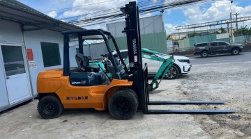 Cho thuê xe nâng hàng giá rẻ Hưng Thịnh Phát uy tín số 1